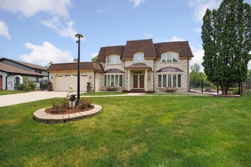 3919 Gloria Ct, Glenview, IL, 60025-2432 | Card Image