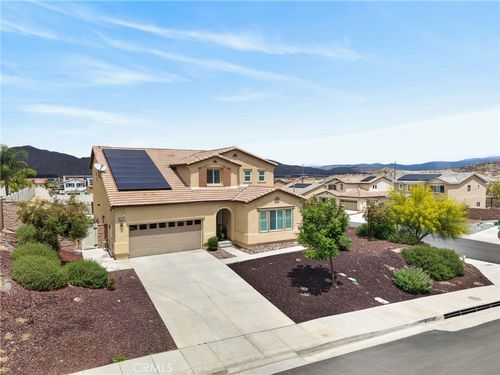 30960 Telegraph Dr, Winchester, CA, 92596-3538 | Card Image