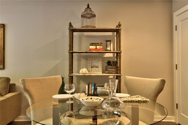 APT-117 - 924 E 51 St St, Townhouse with 1 bedrooms, 1 bathrooms and 1 parking in Austin TX | Image 13