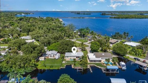 203 Kingston Dr, FORT MYERS, FL, 33905-2517 | Card Image