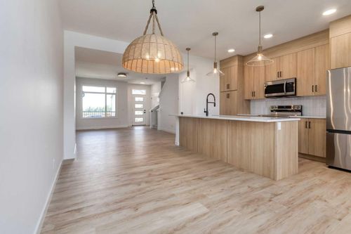 403 Clydesdale Way, Cochrane, AB, T4C0X2 | Card Image