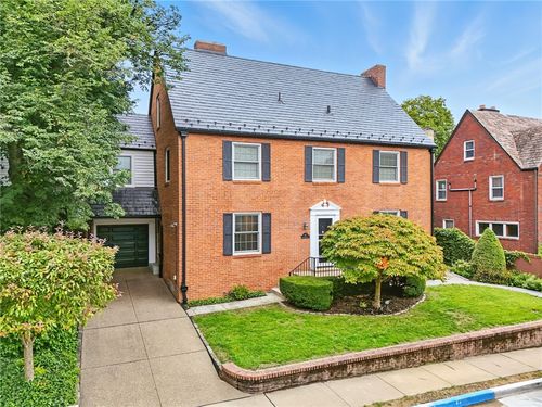 587 Moorhead Pl, Shadyside, PA, 15232-1426 | Card Image