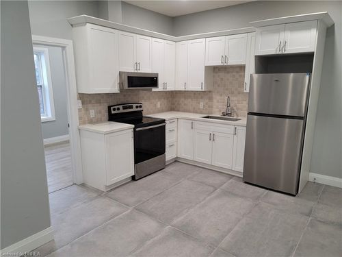 {{alt}} | Card Image