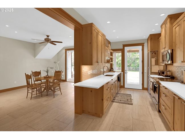 Separate Living Quarters | Image 25