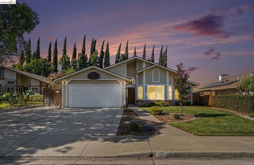 4145 Sequoia Dr, Oakley, CA, 94561 | Card Image