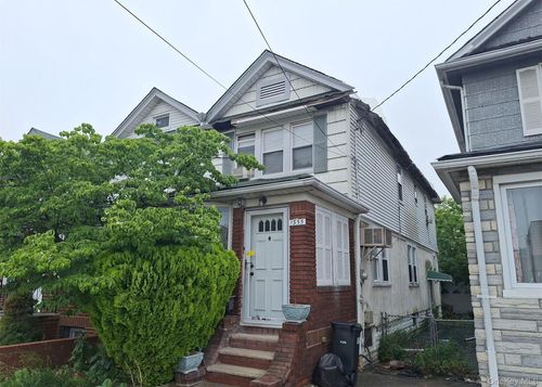 13-55 E 57th St, Brooklyn, NY, 11234-4014 | Card Image