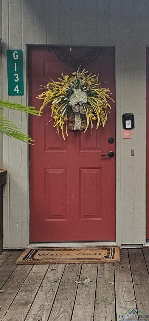 197 Holly Hill Cir, Holly Lake Ranch, TX, 75765-7367 | Card Image