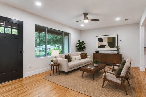 133 Mcgee Dr, Fort Worth, TX, 76114-4314 | Card Image