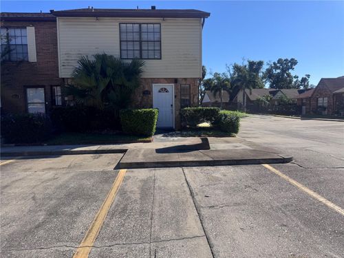 3418 Sunrise Villas Ct N, Tampa, FL, 33614-4658 | Card Image