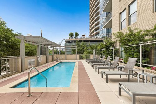 615-2323 N Houston St, Dallas, TX, 75219-7625 | Card Image