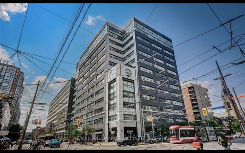 216-700 King St W, Toronto, ON, M5V2Y6 | Card Image