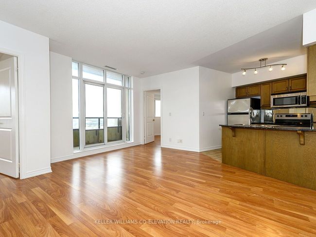 1609 - 9225 Jane St, Condo with 3 bedrooms, 2 bathrooms and 1 parking in Vaughan ON | Image 27