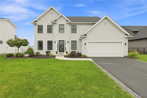 11 Hickory Ln, Lancaster, NY, 14086-3074 | Card Image