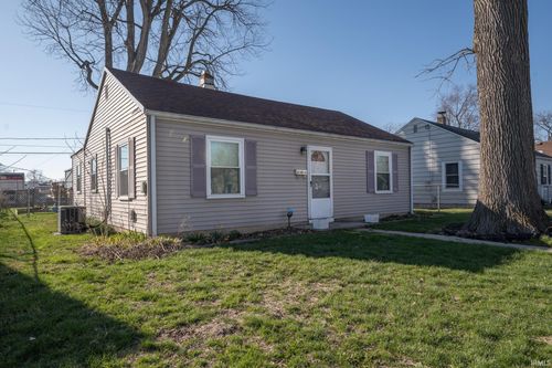 2205 S Vine Street, Muncie, IN, 47302 | Card Image