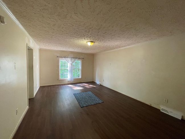 127 Taylor St, House other with 3 bedrooms, 2 bathrooms and null parking in Blackstone VA | Image 8