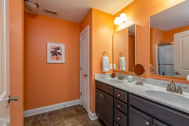 Master Bath | Image 18