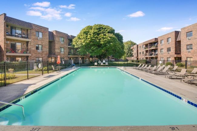 APT-103 - 3515 Central Rd, Condo with 1 bedrooms, 1 bathrooms and 2 parking in Glenview IL | Image 22