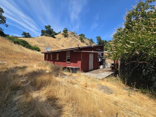 75501 Island Mountain Rd, Piercy, CA, 95587 | Card Image