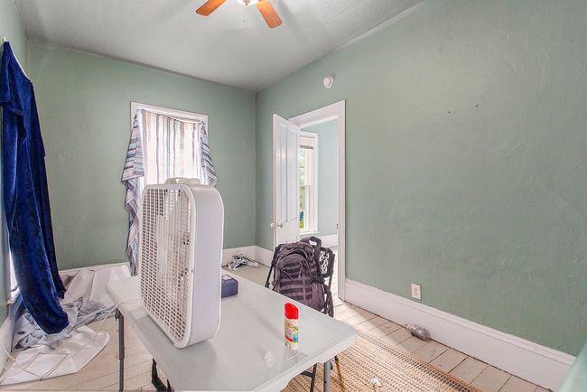 390 W Muskegon Ave, House other with 5 bedrooms, 4 bathrooms and null parking in Muskegon MI | Image 26
