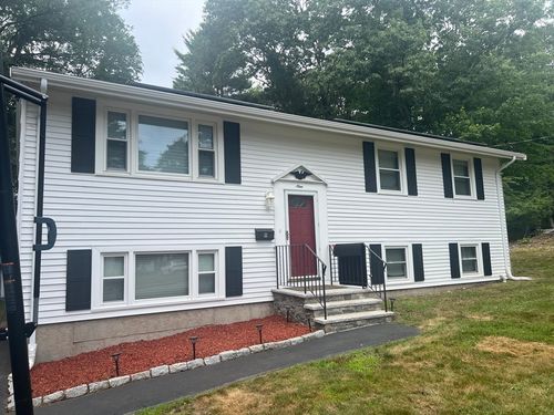 9 Spring Ln, Sharon, MA, 02067-2240 | Card Image
