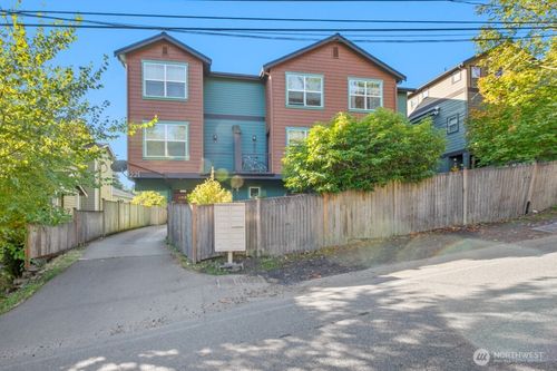 unit-a-1223 Ne 135th St, Seattle, WA, 98125-8468 | Card Image