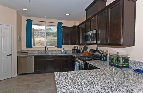 3006 Sterling Ridge Cir, Sparks, NV, 89431-4862 | Card Image