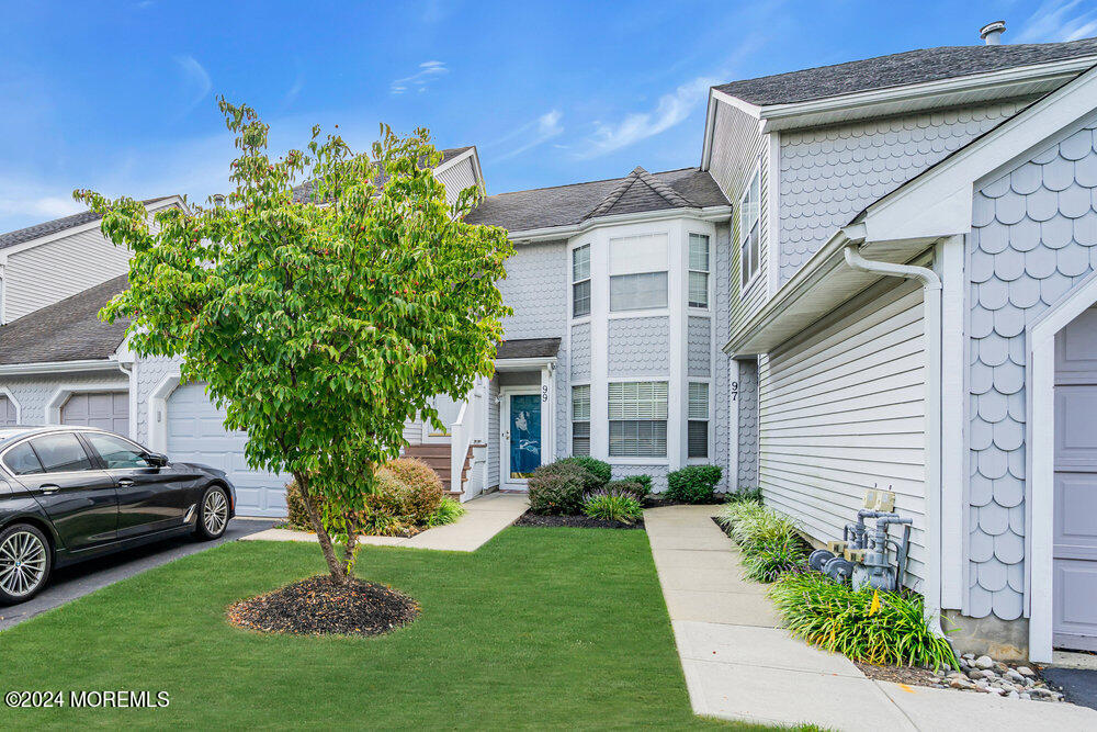 Poplar Pl, Freehold, NJ 07728