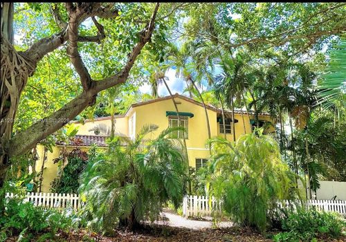 3644 Sw 3rd Ave, Miami, FL, 33145 | Card Image
