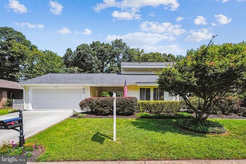 276 W Meadowland Ln, STERLING, VA, 20164-1141 | Card Image
