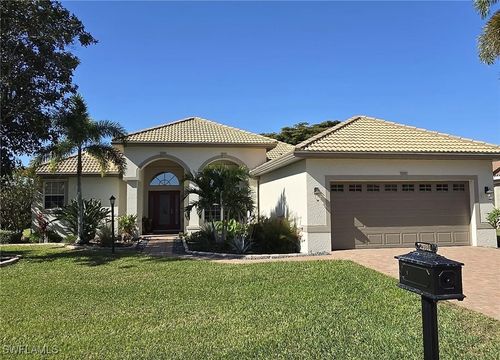 25080 Divot Dr, BONITA SPRINGS, FL, 34135-6730 | Card Image