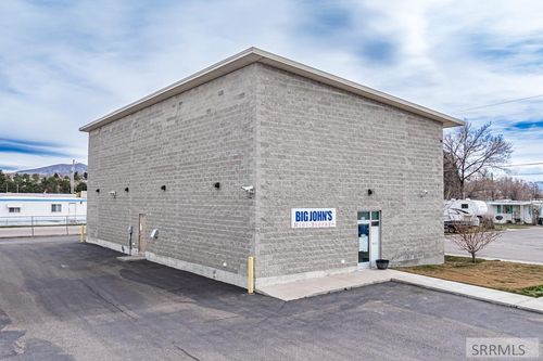 322 W Griffith Rd, Pocatello, ID, 83201-4206 | Card Image