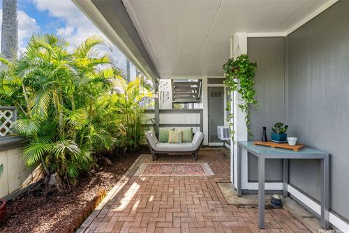 12g-480 Mananai Pl, Honolulu, HI, 96818-5335 | Card Image