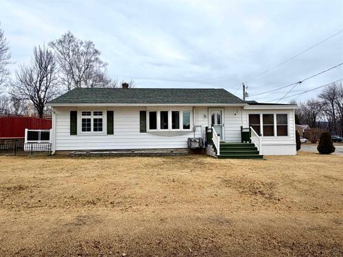 774 Hillside Ave, Berlin, NH, 03570-1539 | Card Image