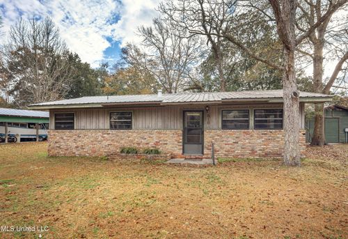 510 Ward Ave, Ocean Springs, MS, 39564-4845 | Card Image