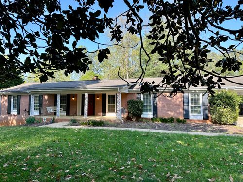 225 Jefferson Davis Dr, Martinsville, VA, 24112-0401 | Card Image