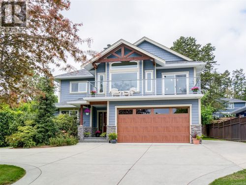 7224 E Saanich Rd, Saanichton, BC, V8M1Y4 | Card Image