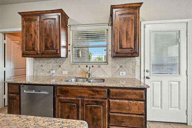 452 Delgany Trl, House other with 3 bedrooms, 2 bathrooms and null parking in Haslet TX | Image 14