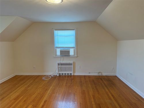 b-55 3rd St, Glen Cove, NY, 11542-3837 | Card Image