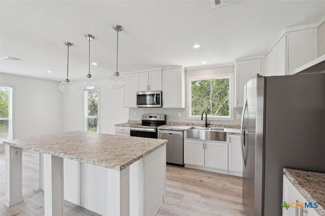 855 Roosevelt Rd, House other with 4 bedrooms, 2 bathrooms and null parking in Luling TX | Image 16