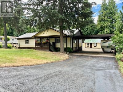 57 Montcalm Cres, House other with 3 bedrooms, 2 bathrooms and 15 parking in Sicamous BC | Image 1