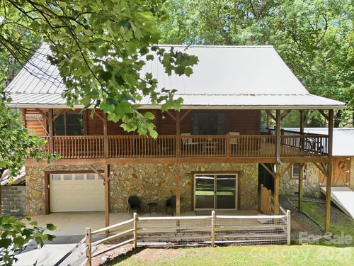 25 Theresa Terrace Dr, Nebo, NC, 28761-5504 | Card Image