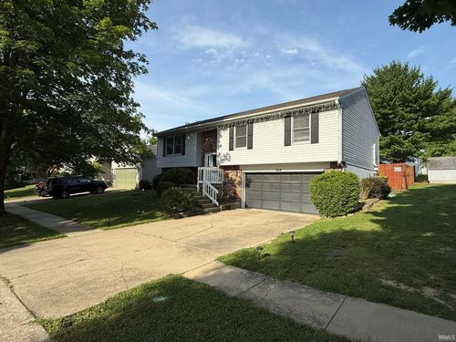 906 S Rolling Rock Drive, Bloomington, IN, 47403 | Card Image