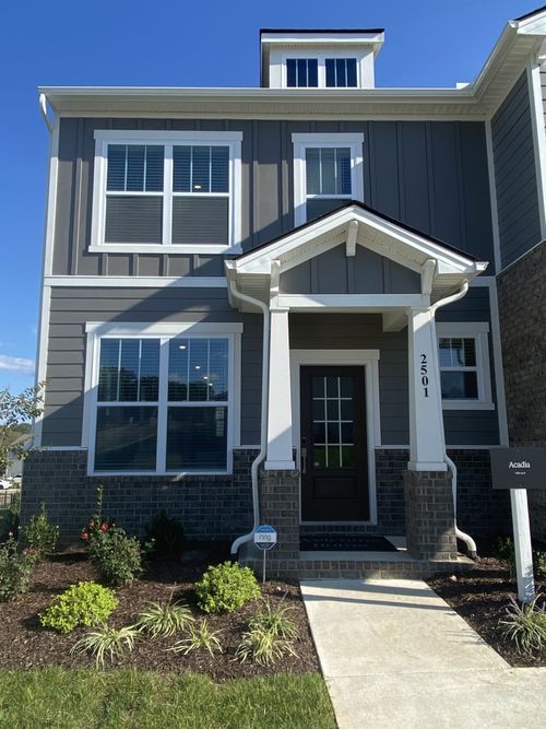 2739 Fordham St, Columbia, TN, 38401-3872 | Card Image