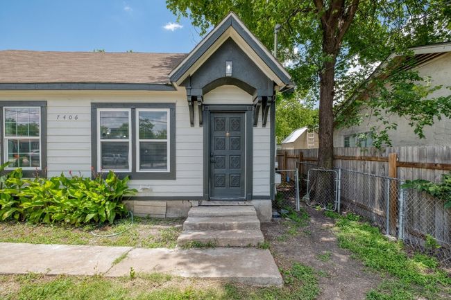 Entrance to property | Image 18