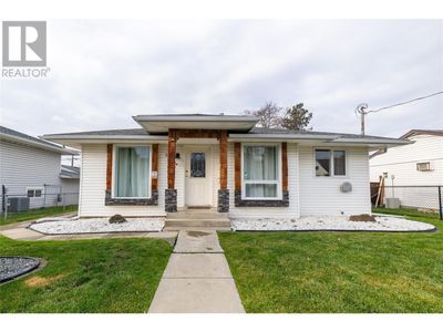 3302 16 St, House other with 2 bedrooms, 1 bathrooms and null parking in Vernon BC | Image 1