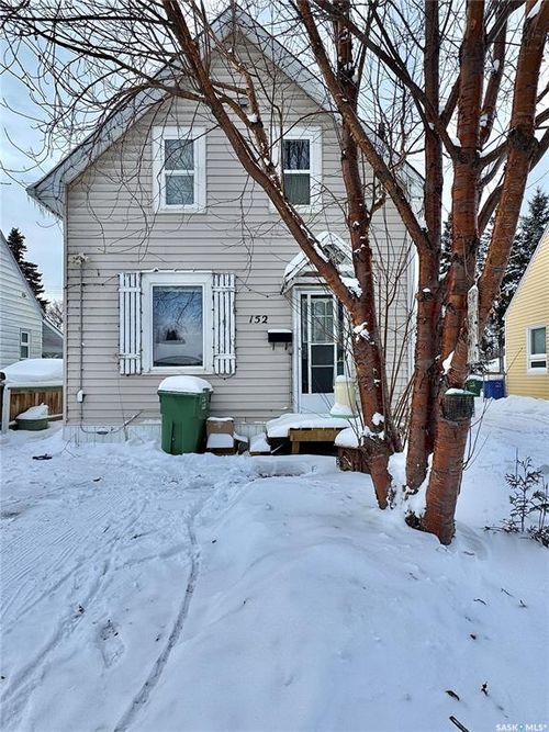 152 Sixth Ave N, Yorkton, SK, S3N0Y1 | Card Image