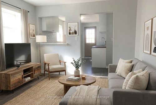 2-193 Wentworth St N, Hamilton, ON, L8L5V6 | Card Image