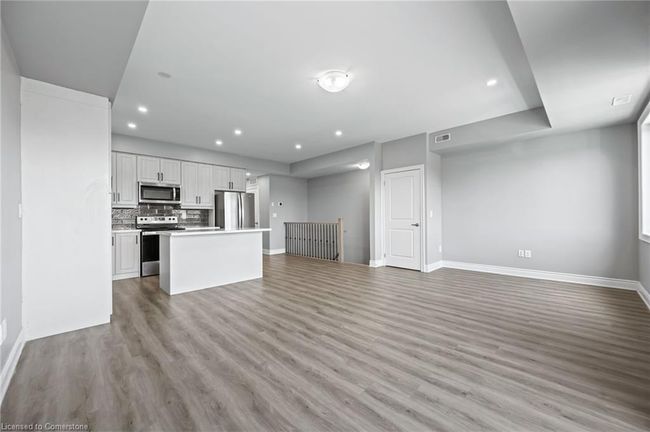302 - 721 Franklin Blvd, House attached with 2 bedrooms, 2 bathrooms and 1 parking in Cambridge ON | Image 17