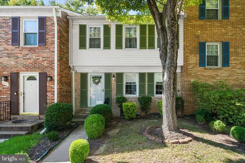 8252 Getty Ct, SPRINGFIELD, VA, 22153-3306 | Card Image