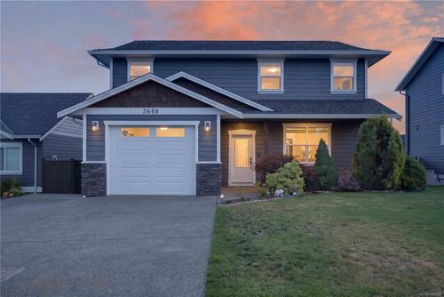 3608 Vermont Pl, Campbell River, BC, V9H1V3 | Card Image